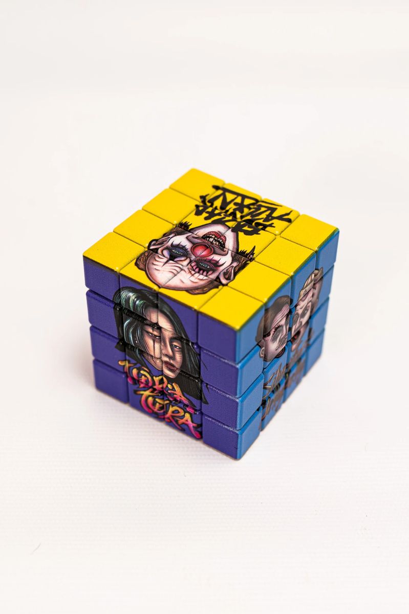 LION ROLLING CIRCUS GRINDER MAGIC CUBE RUBIK